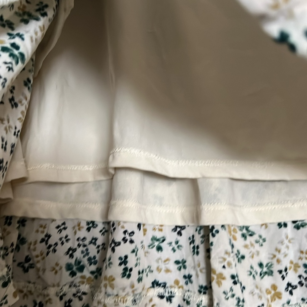 OLD NAVY Emerald/Gold/Cream Floral 2-Pocket Flare Skirt, Sz Large, GUC. - Picture 6 of 9